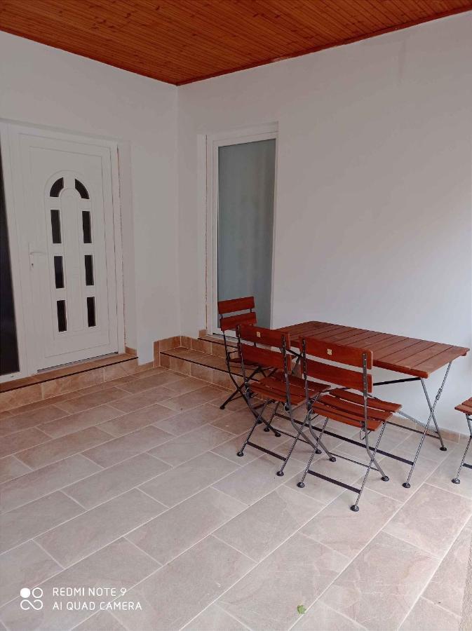 Apartment In Balatonlelle 40765 Exteriör bild