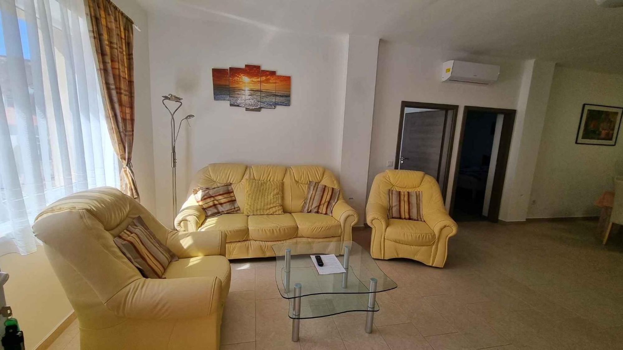 Apartment In Balatonlelle 40765 Exteriör bild