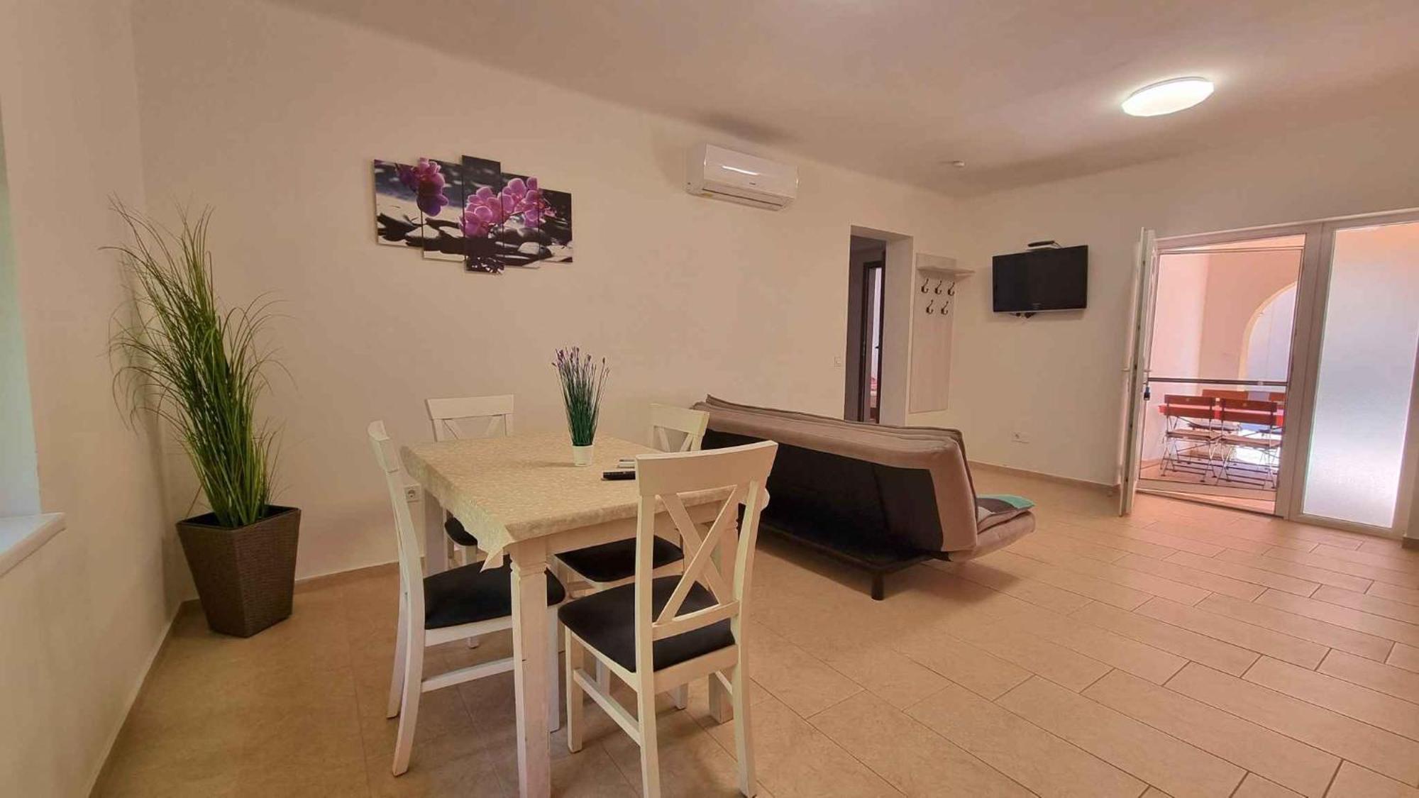 Apartment In Balatonlelle 40765 Exteriör bild